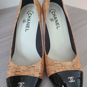 Chanel Pumps